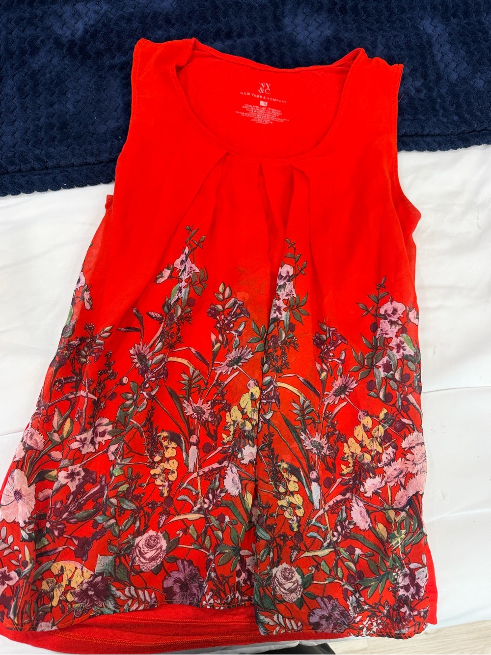 Women’s Red Floral sleeveless blouse - Lightweight Summer Style